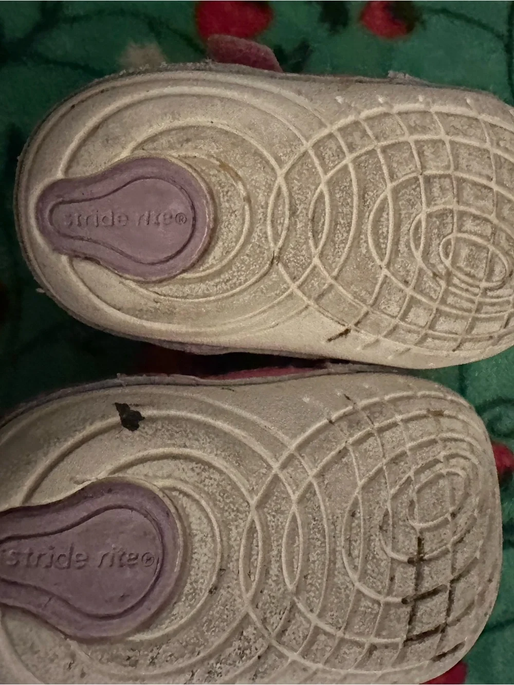 Stride Rite lightweight sneakers